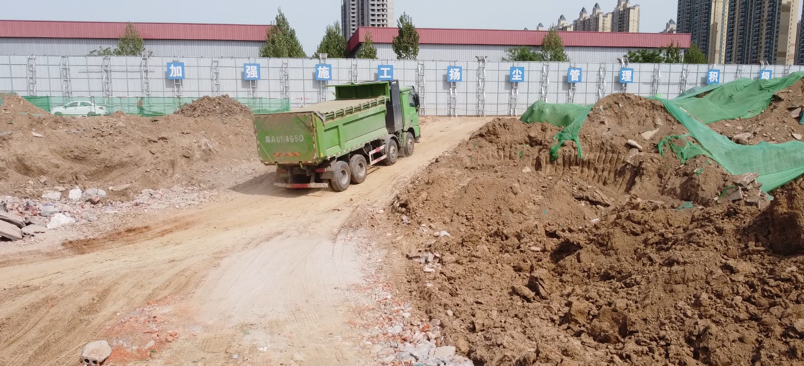 躍迪新能源渣土車-硬核實力鑄就城市建設(shè)新輝煌